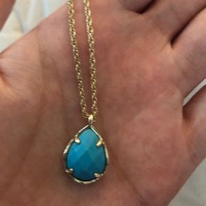Kendra Scott necklace